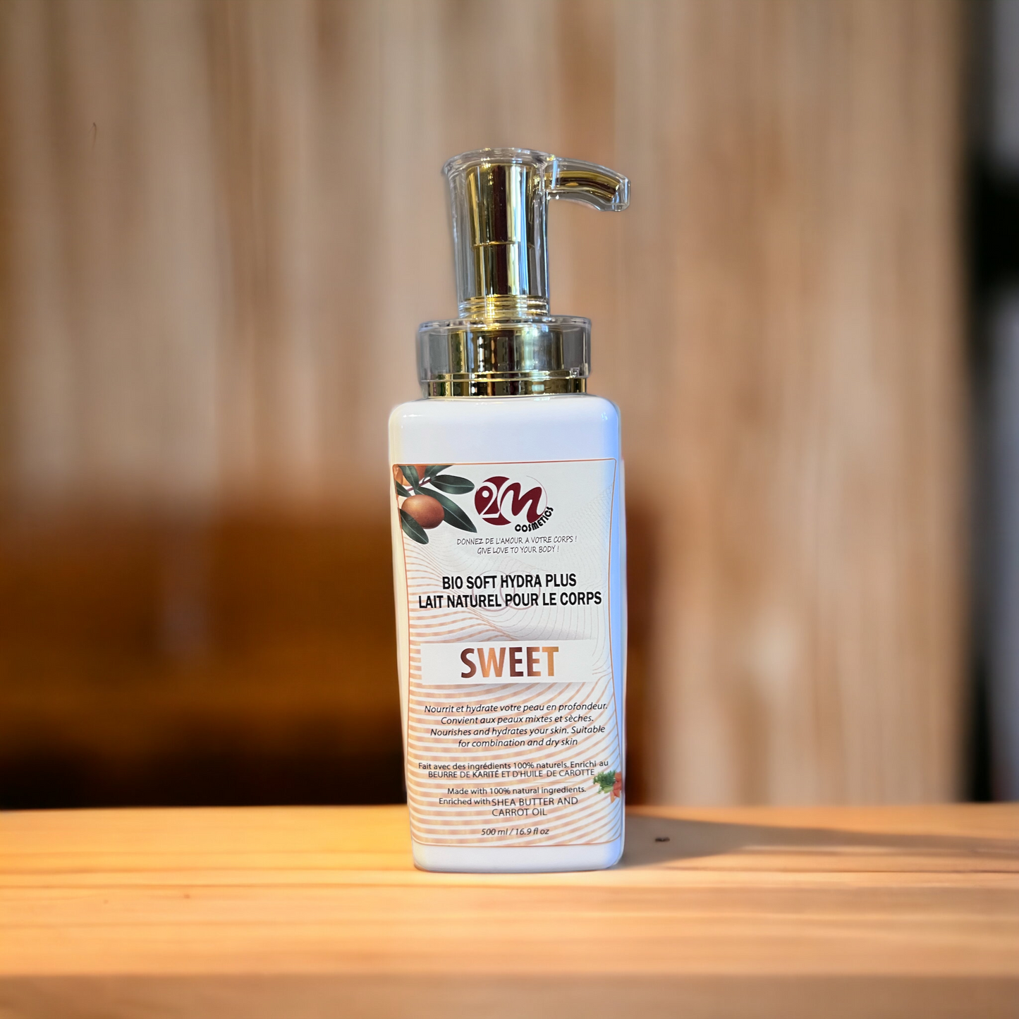 Lait Corporel BIO SOFT HYDRA PLUS - SWEET enrichit de carotte: Offrez à votre peau une expérience de soin luxueuse pour une hydratation profonde et une douceur ultime"
